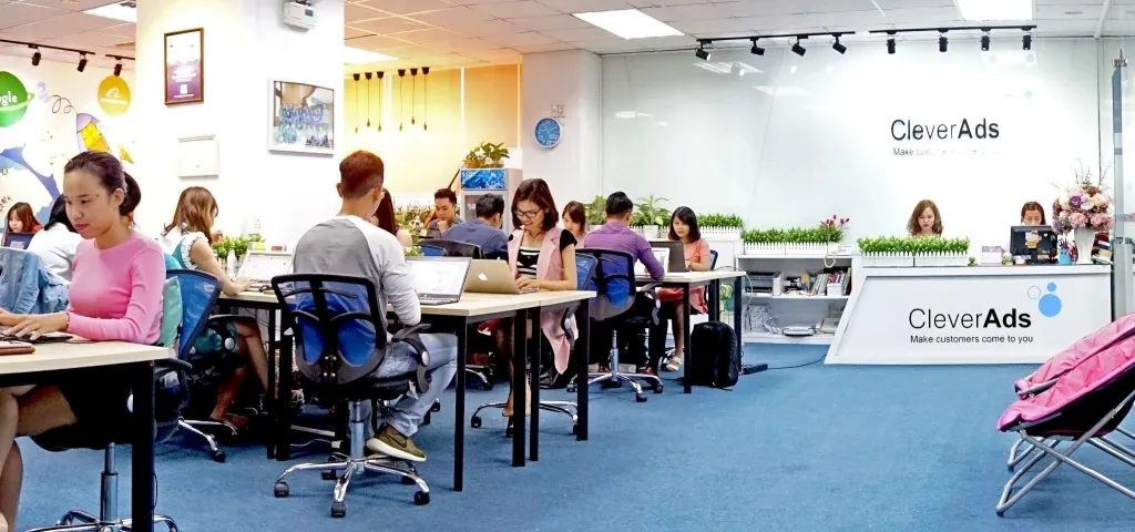 CÔNG TY CỔ PHẦN CLEVER GROUP
