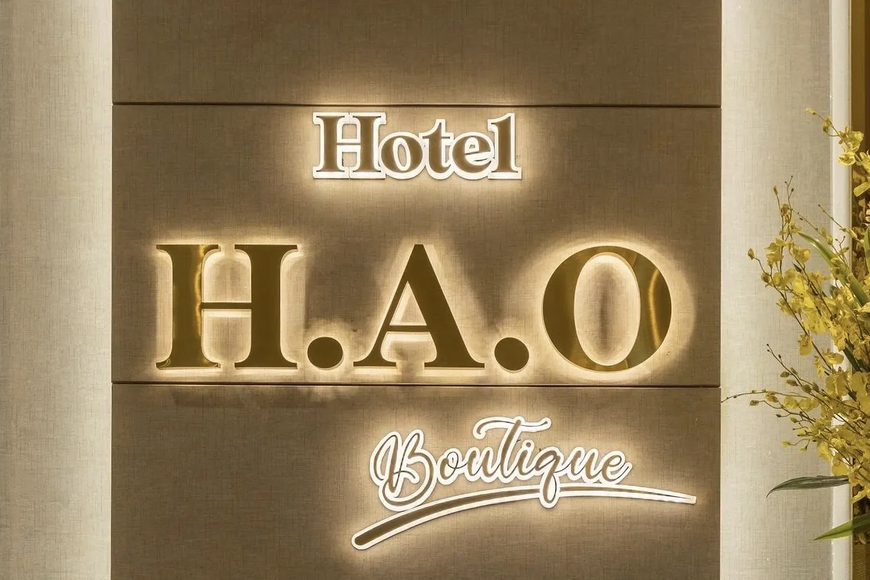 CÔNG TY TNHH RED LIPS HOTEL