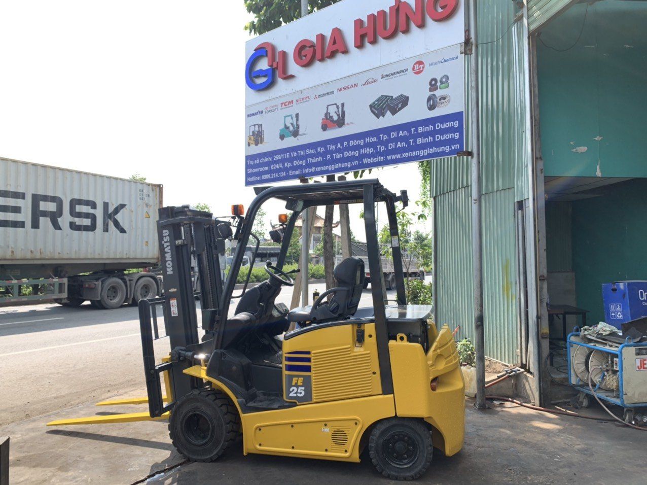 CÔNG TY TNHH XE NÂNG GIA HƯNG