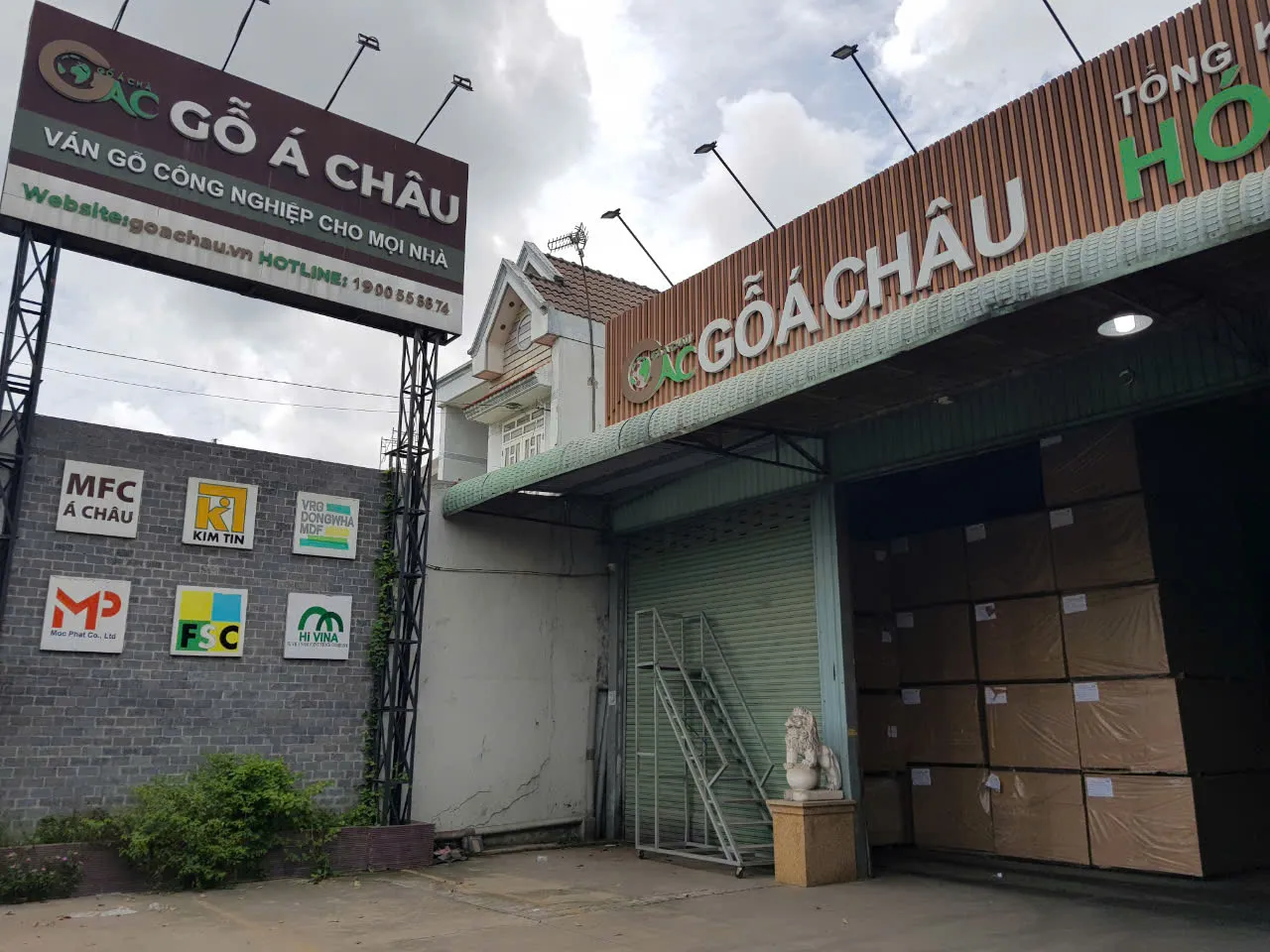 Gỗ Á Châu