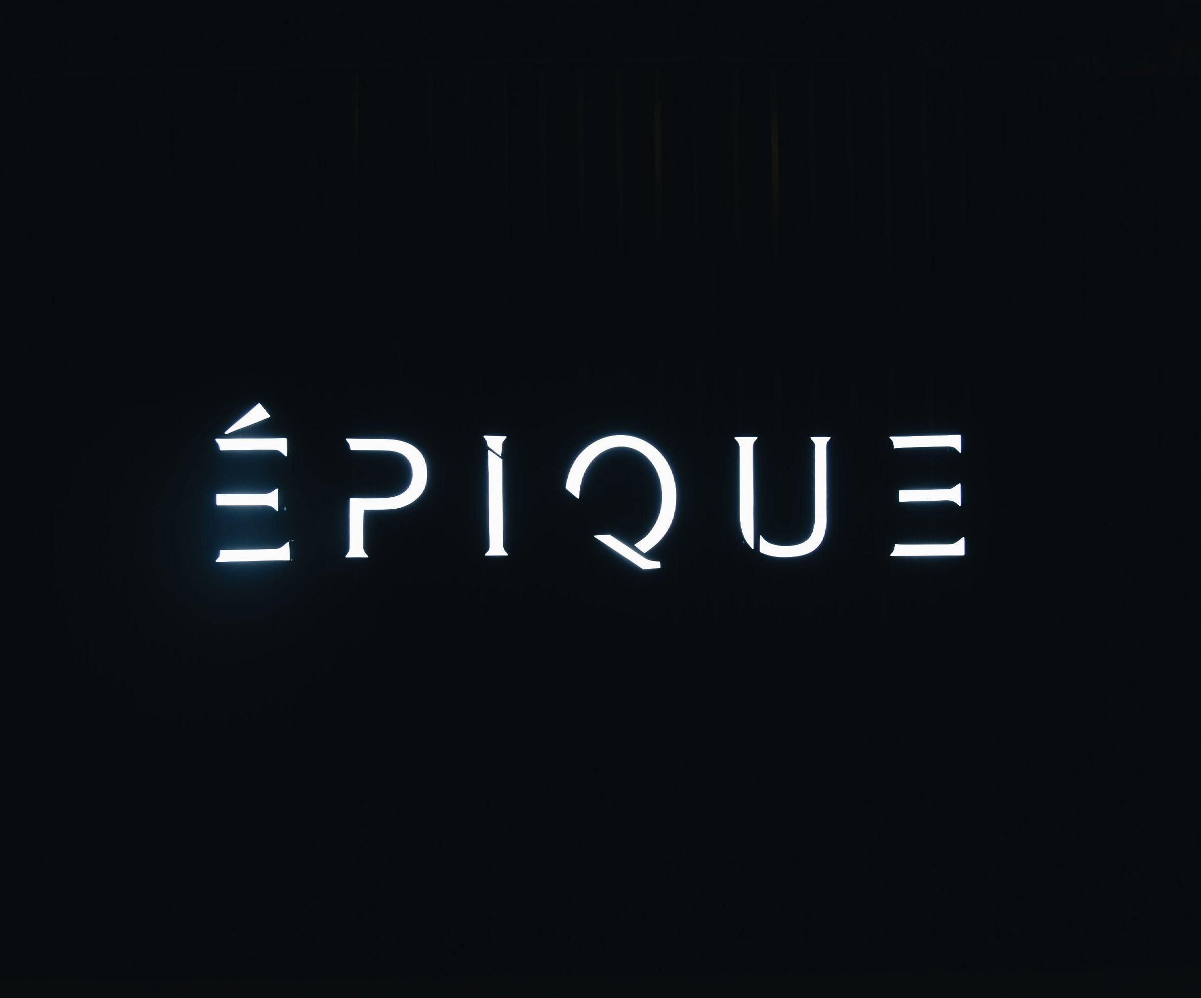 ÉPIQUE