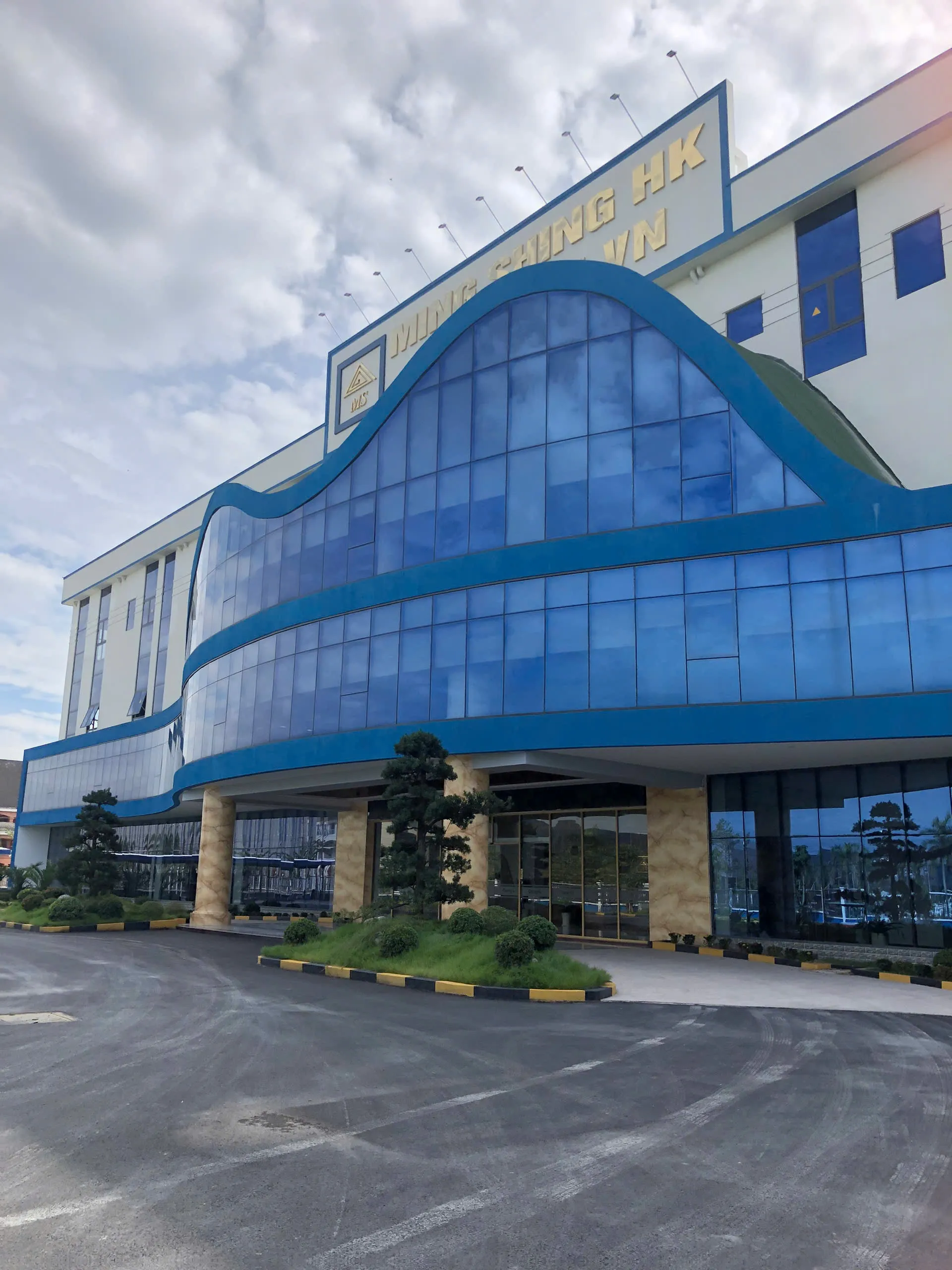 CÔNG TY TNHH SẢN XUẤT THƯƠNG MẠI CHONG YU VIỆT NAM