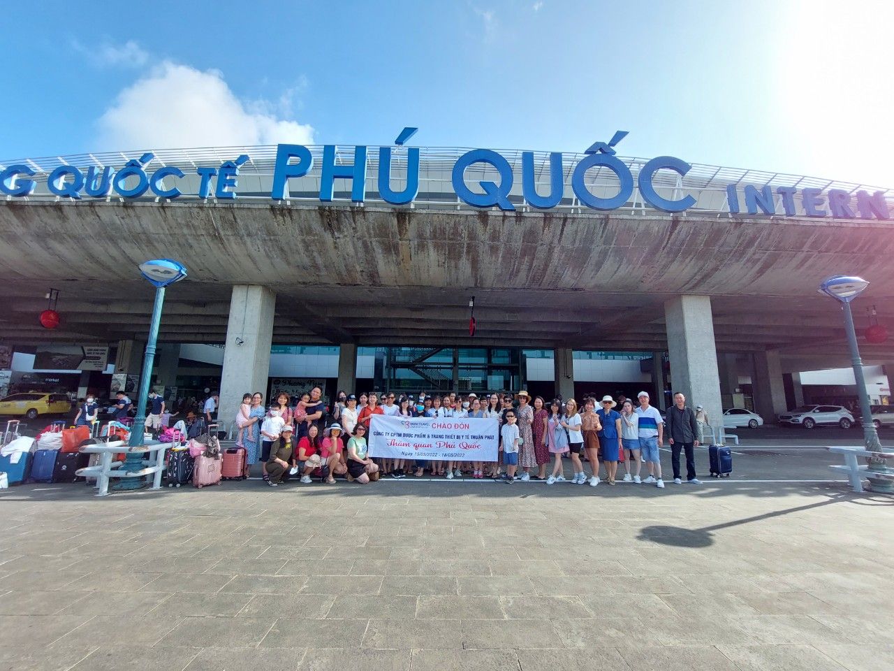 Công ty Cổ phần thương mại dược phẩm và trang thiết bị y tế Thuận Phát