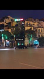 Nhà hàng karaoke