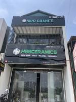 showroom gạch ốp lát nhập khẩu cao cấp