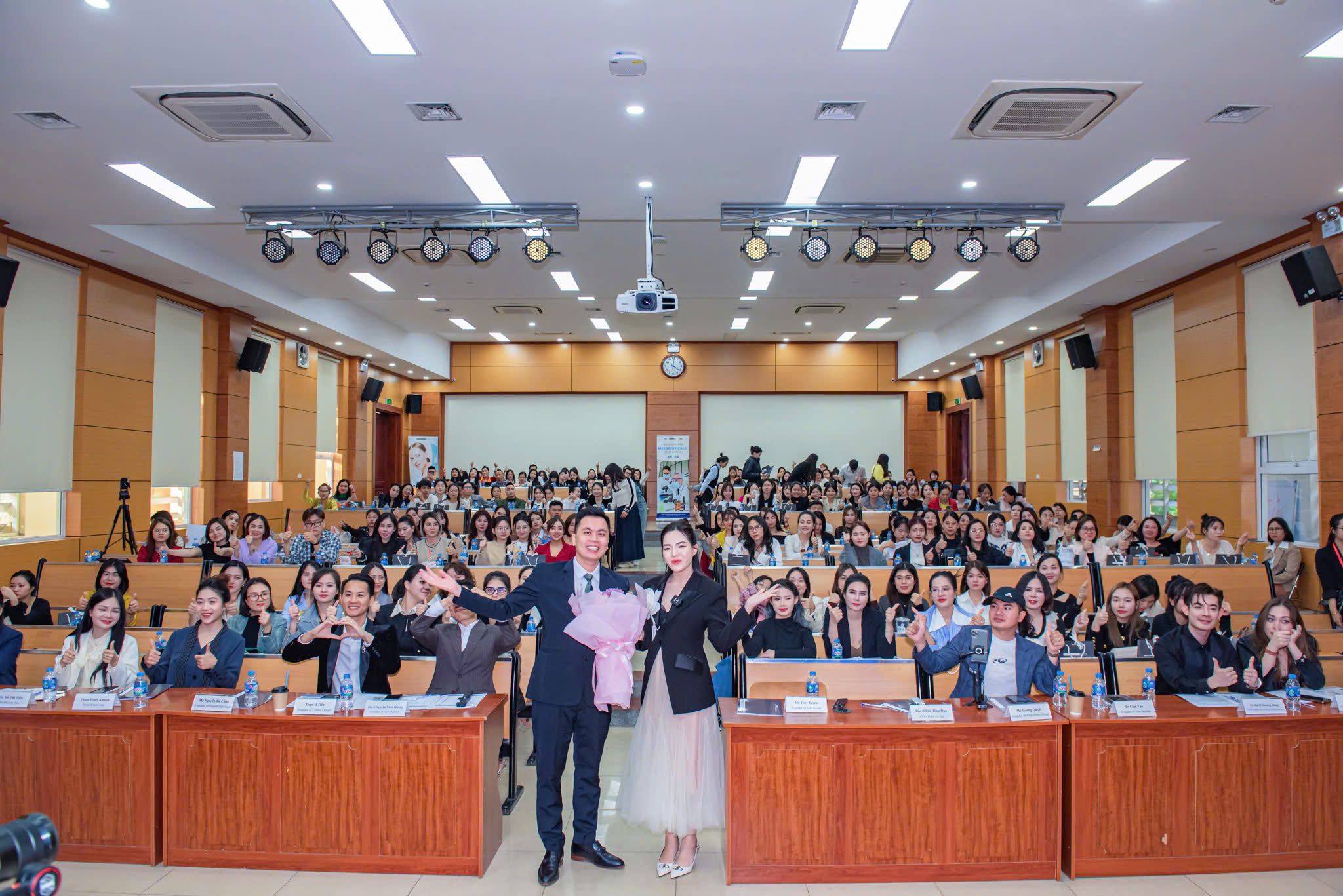 Nhân Viên Kinh Doanh/ Telesales ( Ngành Dược Mỹ Phẩm ) - Tại Cầu Giấy, Hà Nội - Thu Nhập Từ 25 Triệu - Đi Làm Ngay