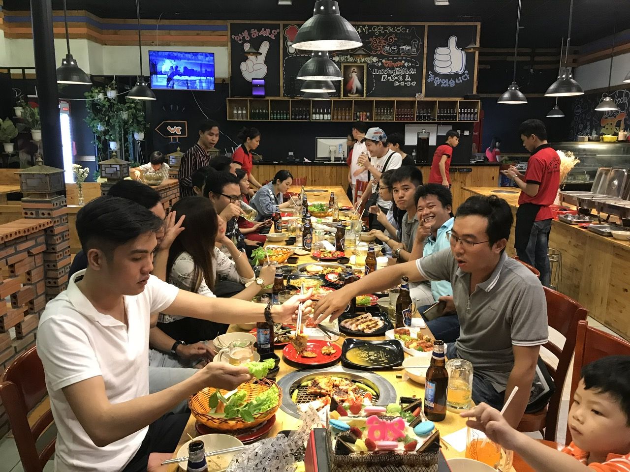Nhân Viên Kinh Doanh Bất Động Sản - Lương Cứng Từ 8 - 12 Triệu + Hoa Hồng - Không Yêu Cầu Kinh Nghiệm - Hồ Chí Minh