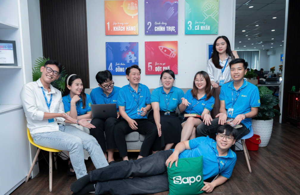 Chuyên Viên Kinh Doanh Phần Mềm/Website [Toàn Quốc] - Lương Cơ Bản Upto 13Tr + Hoa Hồng Upto 43%, Đãi Ngộ Hấp Dẫn